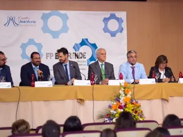 Éxito en la I Jornada 'FP Emprende' Éxito en la I Jornada 'FP Emprende'