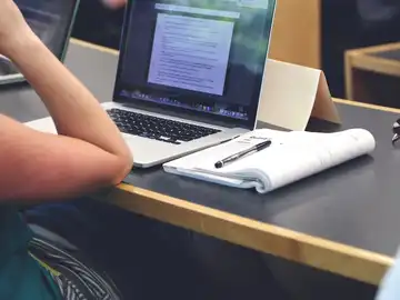 Los titulados en FP encuentran trabajo 9 meses después de graduarse Los titulados en FP encuentran trabajo 9 meses después de graduarse