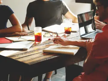 Más de 100 estudiantes de FP realizan prácticas en empresas extranjeras Más de 100 estudiantes de FP realizan prácticas en empresas extranjeras