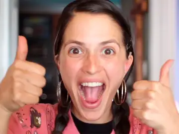 Jessica Flores, una youtuber sorda que apuesta por la inclusión de las personas con discapacidad Jessica Flores, una youtuber sorda que apuesta por la inclusión de las personas con discapacidad