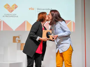 Entrevista a las ganadoras de las categorías 'Mejora de la Convivencia Escolar' y 'Valores' Entrevista a las ganadoras de las categorías 'Mejora de la Convivencia Escolar' y 'Valores'