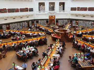 El 61% de los inscritos se presentan a la primera prueba de las oposiciones de Secundaria y FP en Aragón El 61% de los inscritos se presentan a la primera prueba de las oposiciones de Secundaria y FP en Aragón