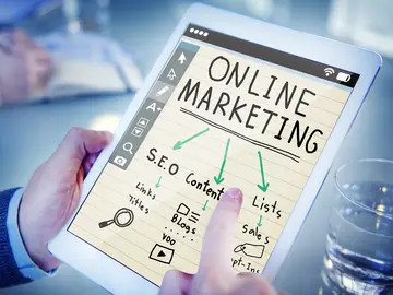 'BosComputer', la empresa virtual de alumnos y profesores de Formación Profesional 'BosComputer', la empresa virtual de alumnos y profesores de Formación Profesional