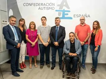La Confederación Autismo España presenta un manual para abordar el Trastorno del Espectro del Autismo desde los medios de comunicación La Confederación Autismo España presenta un manual para abordar el Trastorno del Espectro del Autismo desde los medios de comunicación