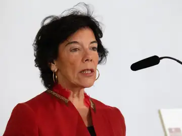 El Gobierno creará cinco nuevas titulaciones de Formación Profesional de aeronáutica El Gobierno creará cinco nuevas titulaciones de Formación Profesional de aeronáutica