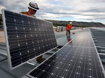 El Gobierno de Aragón creará un núcleo formativo sobre energías renovables El Gobierno de Aragón creará un núcleo formativo sobre energías renovables