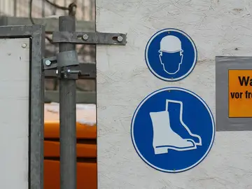 La prevención de riesgos laborales llega a los Centros de Formación Profesional en Canarias La prevención de riesgos laborales llega a los Centros de Formación Profesional en Canarias
