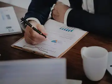 La asociación Empresa Familiar de Castilla y León presenta un estudio con propuestas para potenciar la FP Dual La asociación Empresa Familiar de Castilla y León presenta un estudio con propuestas para potenciar la FP Dual