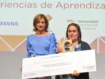 Entrevista a Mercedes Maribona, ganadora de la categoría de la Universidad Internacional de Valencia a las 'Nuevas Experiencias de Aprendizaje' Entrevista a Mercedes Maribona, ganadora de la categoría de la Universidad Internacional de Valencia a las 'Nuevas Experiencias de Aprendizaje'