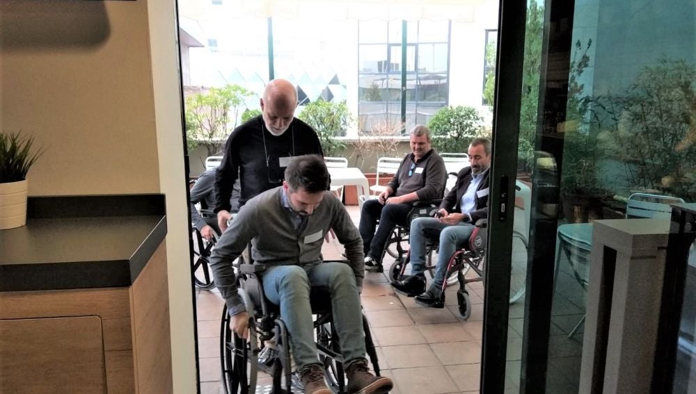 Globomedia se pone en la piel de las personas con discapacidad