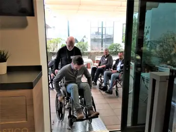 Globomedia se pone en la piel de las personas con discapacidad Globomedia se pone en la piel de las personas con discapacidad