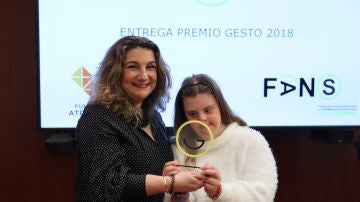 Gracia de Miguel recibe el 'Premio Gesto' 2018 por su labor a favor de las personas con discapacidad 