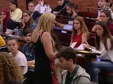 La FP Valenciana crece con 2.530 nuevos estudiantes La FP Valenciana crece con 2.530 nuevos estudiantes