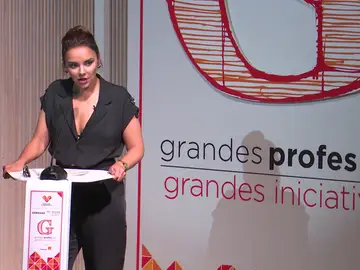 Resumen de la ceremonia de entrega de los Premios ‘Grandes Profes, Grandes Iniciativas’ 2018-2019 Resumen de la ceremonia de entrega de los Premios ‘Grandes Profes, Grandes Iniciativas’ 2018-2019