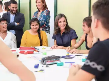 La Reina y la Ministra de Educación y FP han inaugurado el curso en el IES Severo Ochoa La Reina y la Ministra de Educación y FP han inaugurado el curso en el IES Severo Ochoa