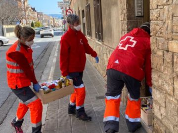 Reparto de alimentos Reparto de alimentos