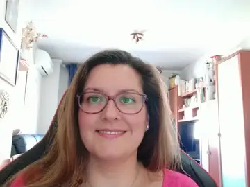 María recuerda a los alumnos y a las familias María recuerda a los alumnos y a las familias
