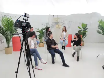 Alumnos de Formación Profesional protagonizan la nueva campaña de sensibilización sobre la FP Dual Alumnos de Formación Profesional protagonizan la nueva campaña de sensibilización sobre la FP Dual