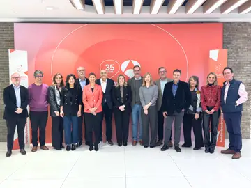 La Fundación Atresmedia reúne a su Comité de Expertos y celebra cuatro años de compromiso con la educación y la protección digital de niños y jóvenes La Fundación Atresmedia reúne a su Comité de Expertos y celebra cuatro años de compromiso con la educación y la protección digital de niños y jóvenes