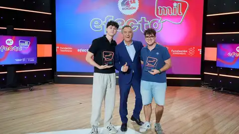Gael Martín, Roberto Brasero y Ferran Pastor, entrega de premios de la 4ª edición de Efecto MIL Gael Martín, Roberto Brasero y Ferran Pastor, entrega de premios de la 4ª edición de Efecto MIL