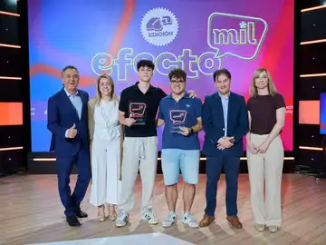 El vídeo ‘(Des)Conecta’ gana la 4ª edición de Efecto MIL y 'En Pie' recibe la mención especial El vídeo ‘(Des)Conecta’ gana la 4ª edición de Efecto MIL y 'En Pie' recibe la mención especial