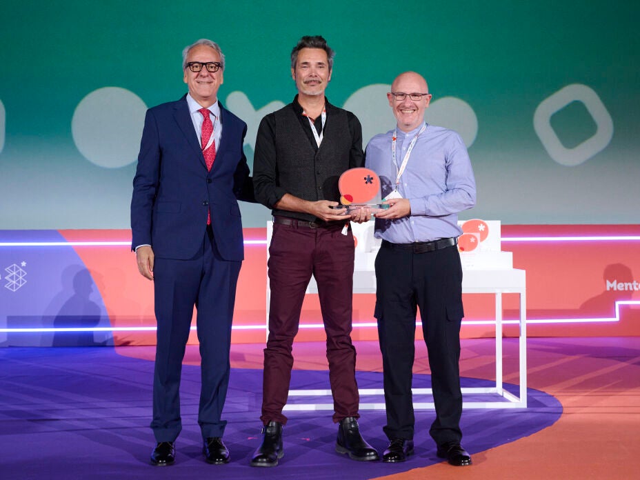 ‘Más allá de la TecnologIA: desarrollando la Competencia Digital Humana’, ganador del Premio Mentes AMI 2025 en la categoría Desarrollo de la Competencia Digital ‘Más allá de la TecnologIA: desarrollando la Competencia Digital Humana’, ganador del Premio Mentes AMI 2025 en la categoría Desarrollo de la Competencia Digital