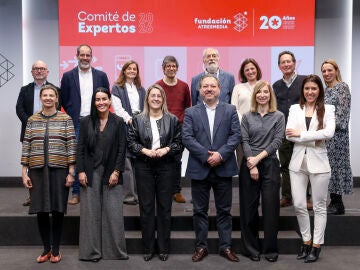 La prohibición de redes sociales a menores, los retos digitales y el impacto de la Inteligencia Artificial, a debate en el comité de expertos de la Fundación Atresmedia