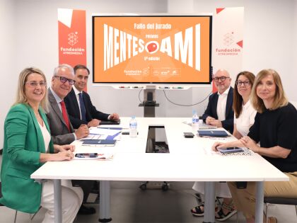 Seleccionamos los finalistas de los Premios Mentes AMI en su 5ª edición entre cerca de 300 proyectos educativos
