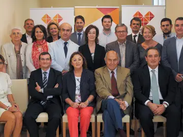 Conoce al grupo de expertos en Educación Conoce al grupo de expertos en Educación