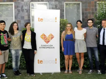 Los ganadores de Te Toca! 2014 reciben su primer premio Los ganadores de Te Toca! 2014 reciben su primer premio