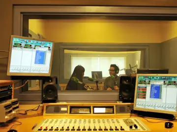 Curso de especialista universitario en contenidos y producción de radio Curso de especialista universitario en contenidos y producción de radio