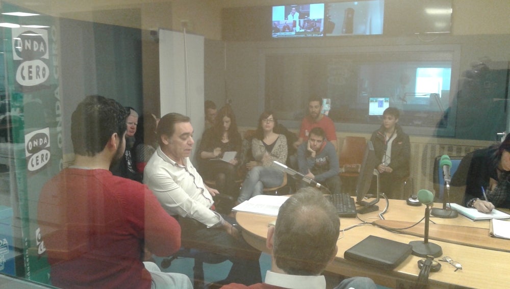 El periodista Paco de León imparte el Taller de Locución de Proyecto PRO