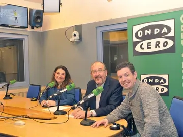 Raquel González entrevista a los responsables del curso 'Especialista en contenidos y producción de radio' Raquel González entrevista a los responsables del curso 'Especialista en contenidos y producción de radio'