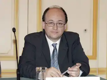 El déficit histórico de formación profesional en España en perspectiva comparada El déficit histórico de formación profesional en España en perspectiva comparada