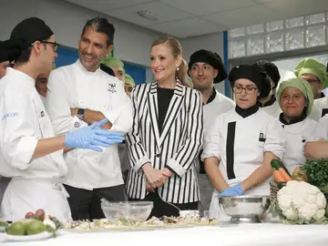 Cifuentes vota por el bilingüismo en la FP Cifuentes vota por el bilingüismo en la FP