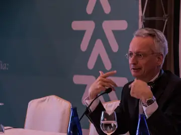 Nace un foro para impulsar la FP Dual en España Nace un foro para impulsar la FP Dual en España