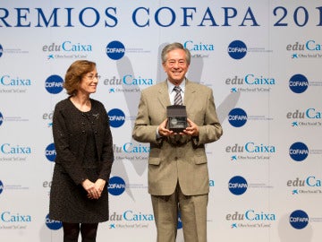 Carmen Bieger, directora de la Fundación Atresmedia con Juan Raúl Sanz Jiménez, director general de la Fundación Española de Bancos de Alimentos Carmen Bieger, directora de la Fundación Atresmedia con Juan Raúl Sanz Jiménez, director general de la Fundación Española de Bancos de Alimentos