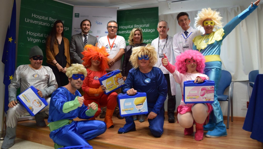 Seis superhéroes llegan a Málaga para ayudar a niños con cáncer 