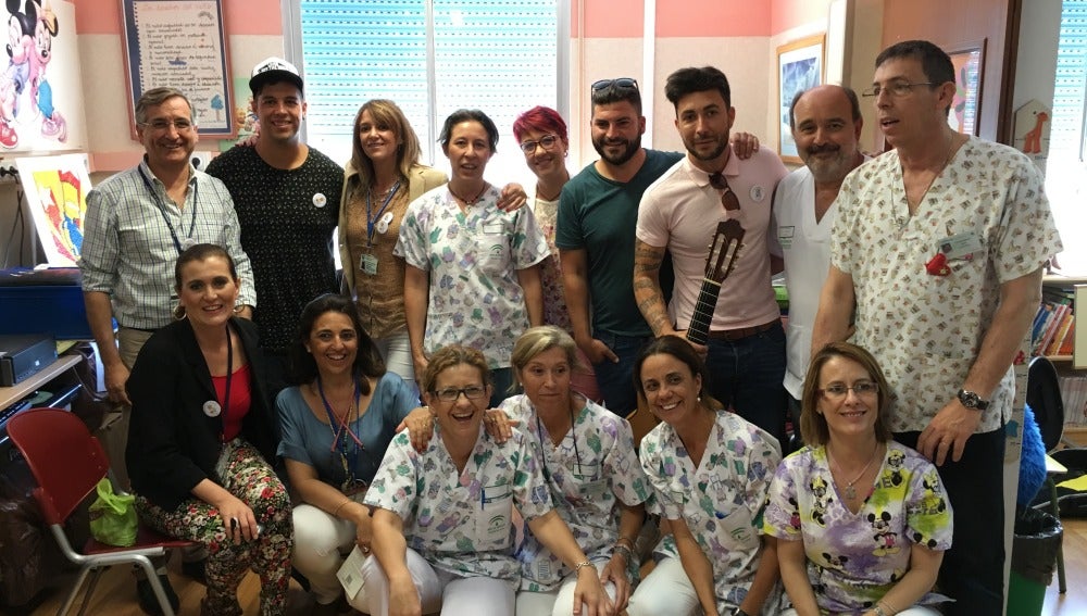 El Grupo Decai llena de música el Hospital Jerez de la Frontera