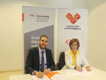 Firma del convenio entre Fundación Atresmedia y Universidad Internacional de Valencia