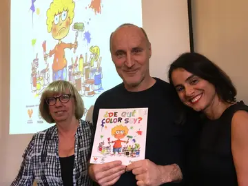 ‘¿De qué color soy?’ gana la XXXVII edición del Premio Destino Infantil Apel.les Mestres ‘¿De qué color soy?’ gana la XXXVII edición del Premio Destino Infantil Apel.les Mestres