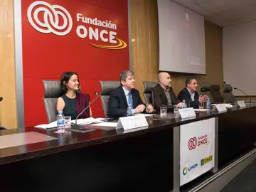 La Fundación Atresmedia participa en una jornada para visibilizar a las personas con discapacidad en televisión La Fundación Atresmedia participa en una jornada para visibilizar a las personas con discapacidad en televisión