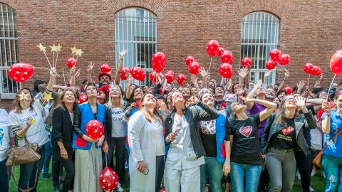 Los besos y las sonrisas inundan 184 hospitales de toda España