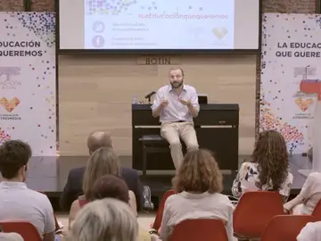 Resumen 'Ama tu ritmo, o sobre el arte de demorarse' Resumen 'Ama tu ritmo, o sobre el arte de demorarse'