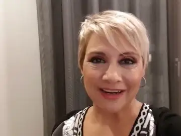 Gloria Serra también quiere borrar el dolor infantil Gloria Serra también quiere borrar el dolor infantil