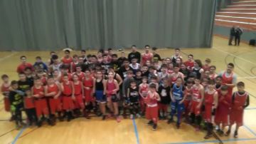 Arbucies Gym Coliseo participa en la campaña 'Borremos el dolor infantil'