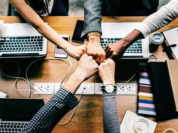 Accenture impulsa la inserción laboral de los estudiantes de FP Accenture impulsa la inserción laboral de los estudiantes de FP