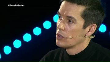 “Enseñar significa señalar el destino”