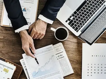 Centros públicos, concertados y privados ofrecen 83 ciclos de FP Dual Centros públicos, concertados y privados ofrecen 83 ciclos de FP Dual