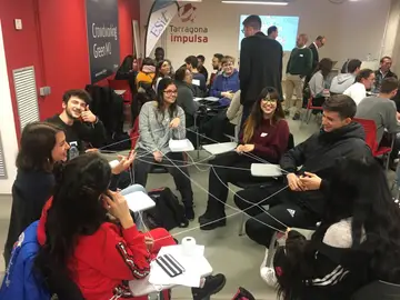Alumnos de FP y profesionales se ponen al servicio de ONG's y empresas a través del proyecto conjunto de Energianaccion con la Escola Joan XXIII-EsitFP Alumnos de FP y profesionales se ponen al servicio de ONG's y empresas a través del proyecto conjunto de Energianaccion con la Escola Joan XXIII-EsitFP